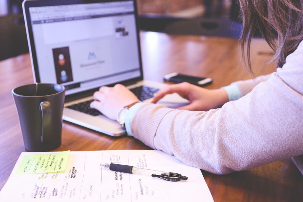 Enfoque: Piensa en tu cliente ideal - J&L | Web y Comunicación